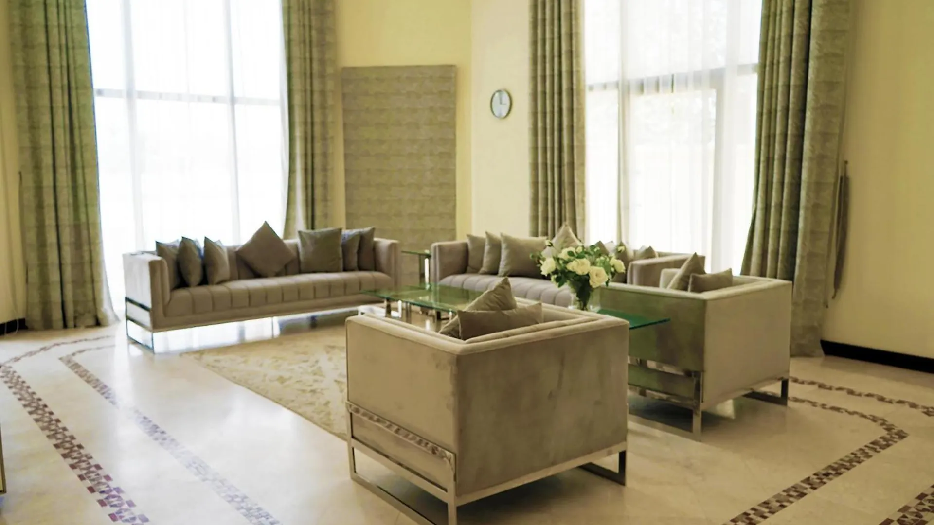 Luxe 4Br Villa On Palm Jumeirah With Beach Access Dubai